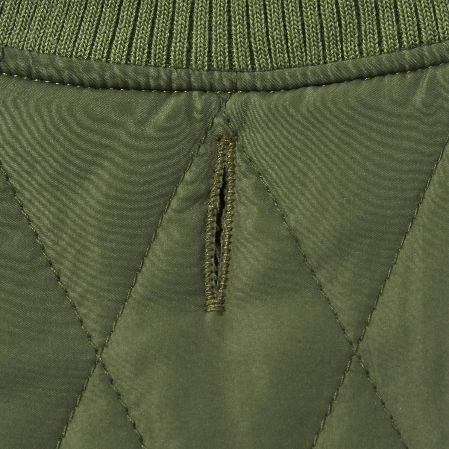 Frisco Mediumweight Insulated Quilted Bomber Dog & Cat Coat 8 Frisco Mediumweight Insulated Quilted Bomber Dog & Cat Coat - Image 6